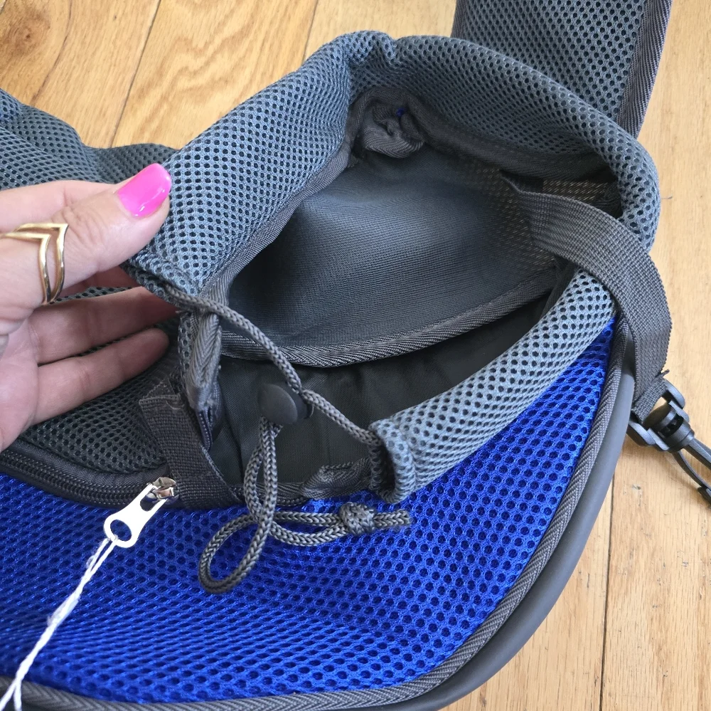 NEW. Dog Carrying bag